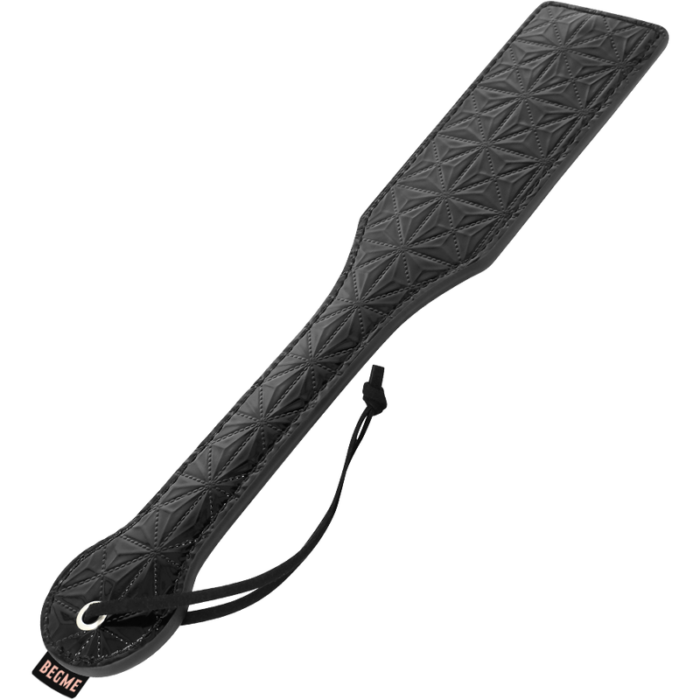 Nickel Free Metal and Vegan Leather.Use this accessory alone or with other BEGME itemsSadomasochism is based on more than just feeling pleasure through pain. It is characterized by assuming the roles of dominant and submissive. The representation of these roles in non-sadomasochistic couples