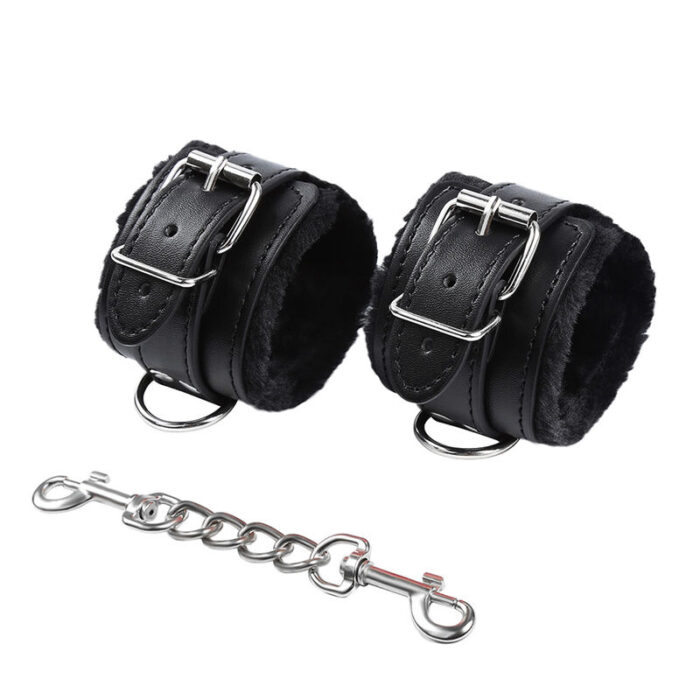 ohmama fetish - fur lined wrist restraints - Lovex Erootikapood