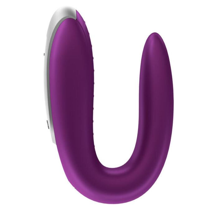 via the included wireless remote control or via the Satisfyer Connect App. You can discover even more upgrades for your lovemaking with app: You can create your own vibration programs