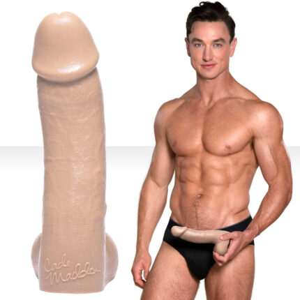 TAKE YOUR FANTASIES TO NEW HEIGHTS WITH THIS REPLICA OF CADE’S GORGEOUS COCK.Known as one of gay porn’s hottest tops